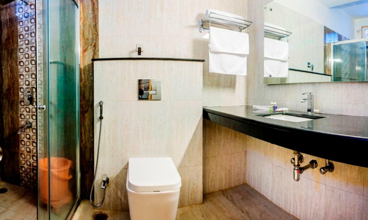 Hotel Yash Inn Mirzāpur Eksteriør bilde