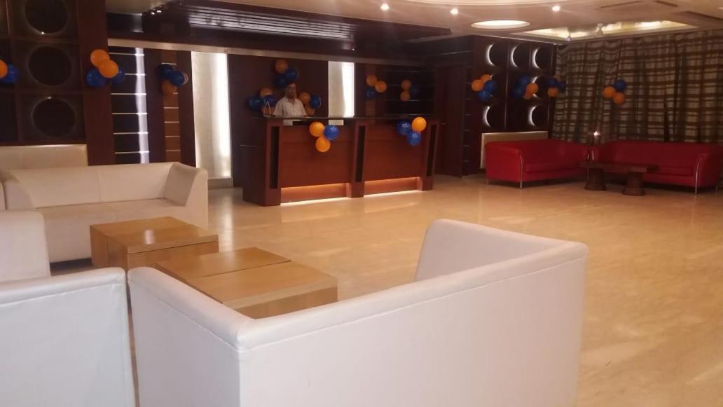 Hotel Yash Inn Mirzāpur Eksteriør bilde