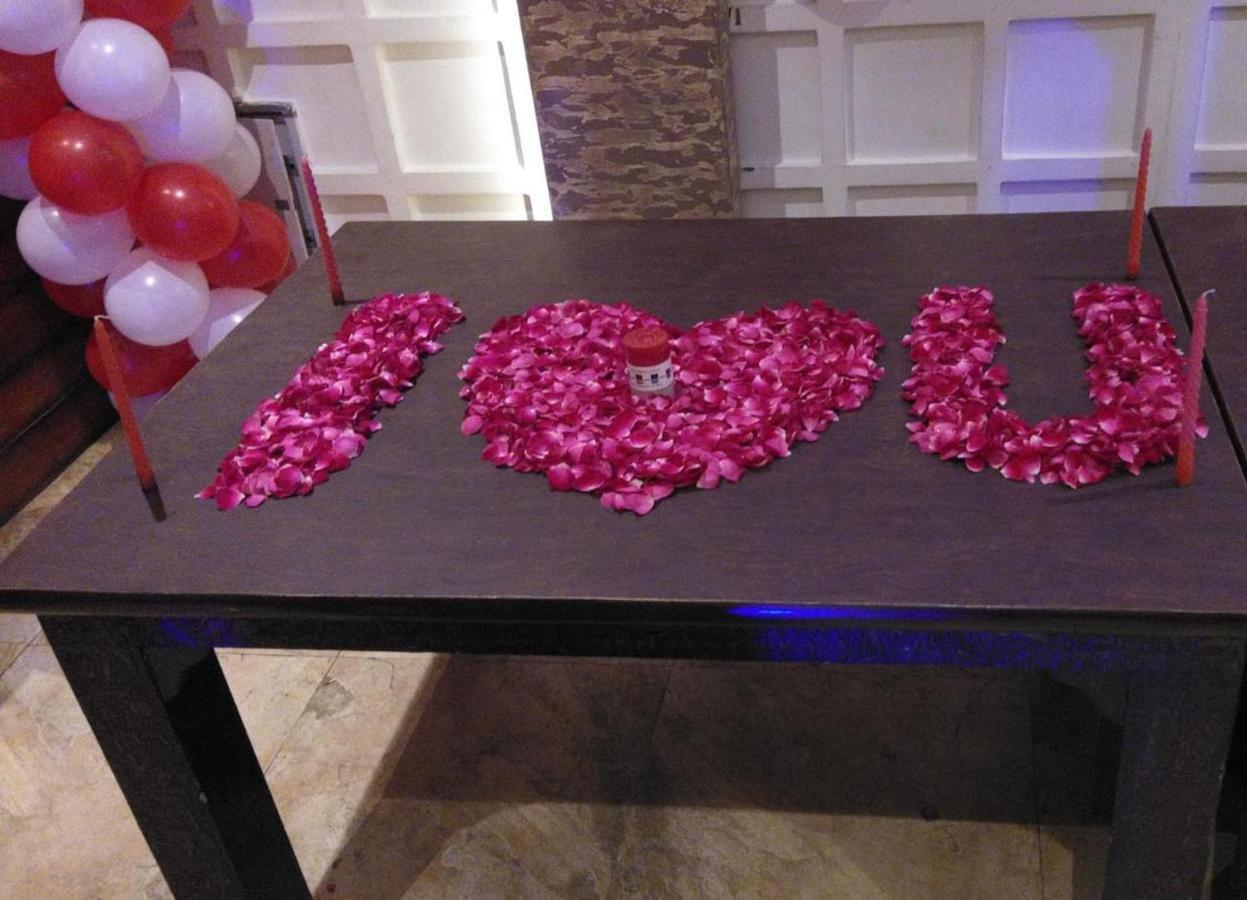 Hotel Yash Inn Mirzāpur Eksteriør bilde